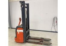 Electric forklifts Doosan B 10 R 5