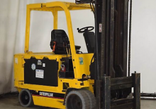 Electric forklifts Caterpillar M 70 D SA
