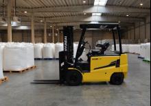 Electric forklifts Hyundai 30B-9