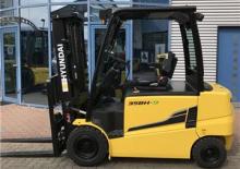 Electric forklifts Hyundai 35BH-9
