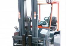 Electric Multidirectional Forklifts Combi-Lift CBE 3000