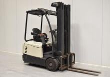 Elektrikli ön-forklift kamyonları Crown SC 3016