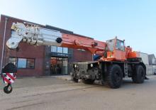 Engebeli Arazi Vinçleri Liebherr LTL 1050
