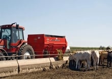 Feed mixers Kuhn Knight 4142