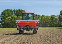 Fertiliser spreaders Kubota DSX 3225 hydr 