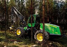 Harvesters John Deere 1070 E
