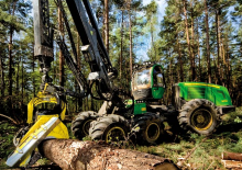 Harvesters John Deere 1470 E