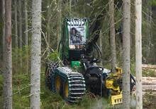 Harvesters John Deere 1470 G