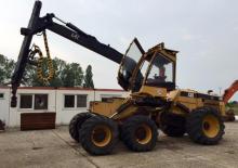 Harvesters Caterpillar 580 B