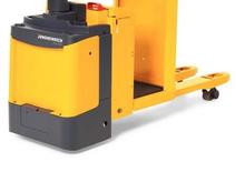 Order Pickers & Cherry Picker Forklifts Jungheinrich ECE 118