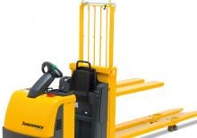 Order Pickers & Cherry Picker Forklifts Jungheinrich ECD 320