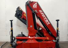 Hydraulic loading cranes Ferrari® 127/3