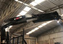 Hydraulic loading cranes Hiab 300-4 Jib 90-2