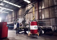 Hydraulic loading cranes Hiab T-CLX 018-1
