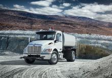 Katı şasiler Peterbilt 537 PX-9