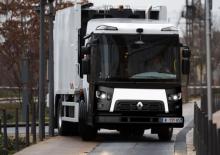 Katı şasiler Renault D 19 ACCESS WT P4x2 BOM 320E6