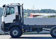 Katı şasiler Renault K 440 8X4 R XTREM.44 E6