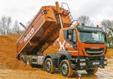 Katı şasiler Iveco Trakker AT340T36