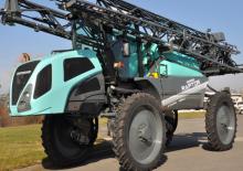 Kendinden itmeli tarla püskürtücüler Berthoud RAPTOR 2540