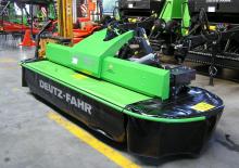 Koşullandırıcı içeren çekilir tip çim biçme makineleri diski DEUTZ-FAHR DiscMaster 932 R