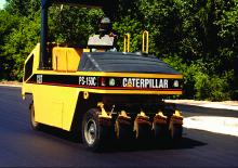 Lastik tekerlekli makaralar Caterpillar PS 150
