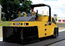 Lastik tekerlekli makaralar Caterpillar PS 360C
