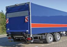 Loading platforms MBB Palfinger MBB C 2500 S