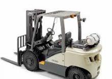 Lpg ön forkliftler Crown CG40S-7