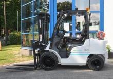Lpg ön forkliftler UniCarriers DX2-30