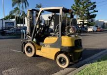 Lpg ön forkliftler Yale GLP25TK