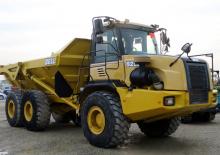 Mafsallı damperli kamyonlar Caterpillar D 25 D