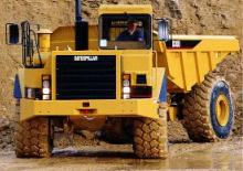 Mafsallı damperli kamyonlar Caterpillar D 30 D