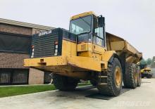 Mafsallı damperli kamyonlar Caterpillar D400