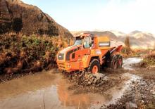 Mafsallı damperli kamyonlar Doosan DA40