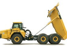 Mafsallı damperli kamyonlar Komatsu HM400-2