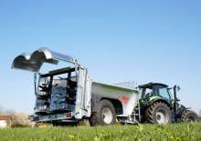 Manure spreaders Fliegl ADS 100