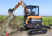 Mini Excavators Develon DX35Z-7
