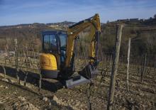 Mini Excavators New Holland E26C
