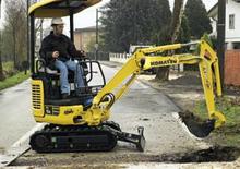 Mini Excavators Komatsu PC16R-2HS