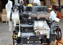 Motorlar Yanmar 3TNE74