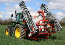 Mounted Field Sprayers Kuhn Deltis 2