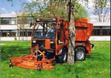 Municipal Tractors Front Hitch Holder C 340 digital