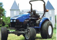Municipal Tractors Front Hitch New Holland TC 27 D