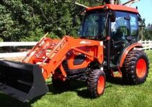 Municipal Tractors Front Hitch Kioti CK 3510 SE HC