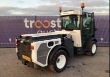 Municipal Tractors Front Hitch Multihog MXC 75 LP
