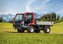 Municipal Tractors Front Hitch Lindner Unitrac 72 P5