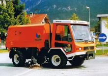 Municipal Tractors Front Hitch Lindner Unitrac 95 L