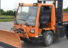 Municipal Tractors Front Hitch Multicar UX 100 H