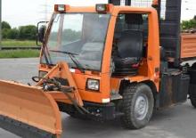 Municipal Tractors Front Hitch Multicar UX 100 M