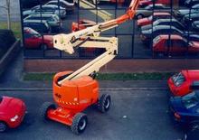 Wheeled Articulating Boom Lifts JLG 450A Semi Track